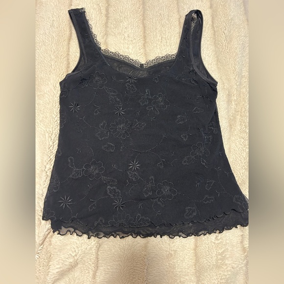 Black sheer floral lace tank top - Picture 4 of 4